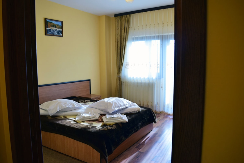 apartament-camera-cabana-varful-ciucas-2