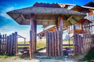 foto-exterior-cabana-varful-ciucas