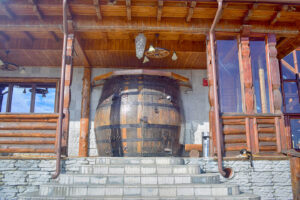 foto-exterior-cabana-varful-ciucas