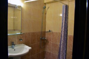 foto-interior-camere-cabana-varful-ciucas