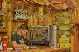 foto-restaurant-cabana-varful-ciucas
